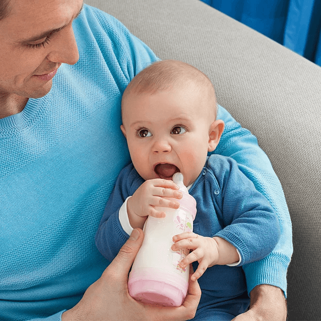 MAM Easy Start Self-Sterilising Anti-Colic Newborn & Baby Feeding Milk  Bottle