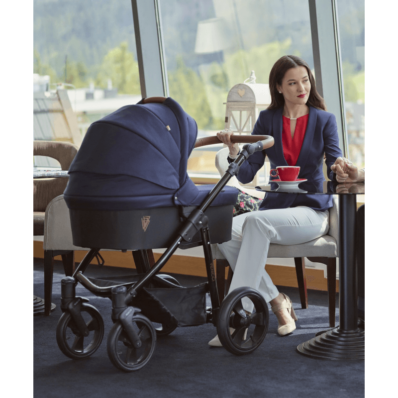 venicci pram navy