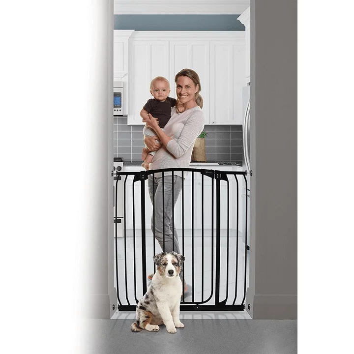 CHELSEA XTRA-TALL & XTRA- WIDE HALLWAY AUTO-CLOSE SECURITY GATE - BLACK 1
