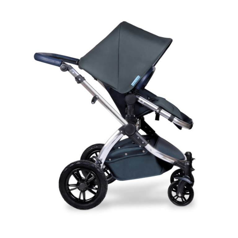 Ickle Bubba Stomp V4 Travel System & ISOFIX Base Blueberry Chrome