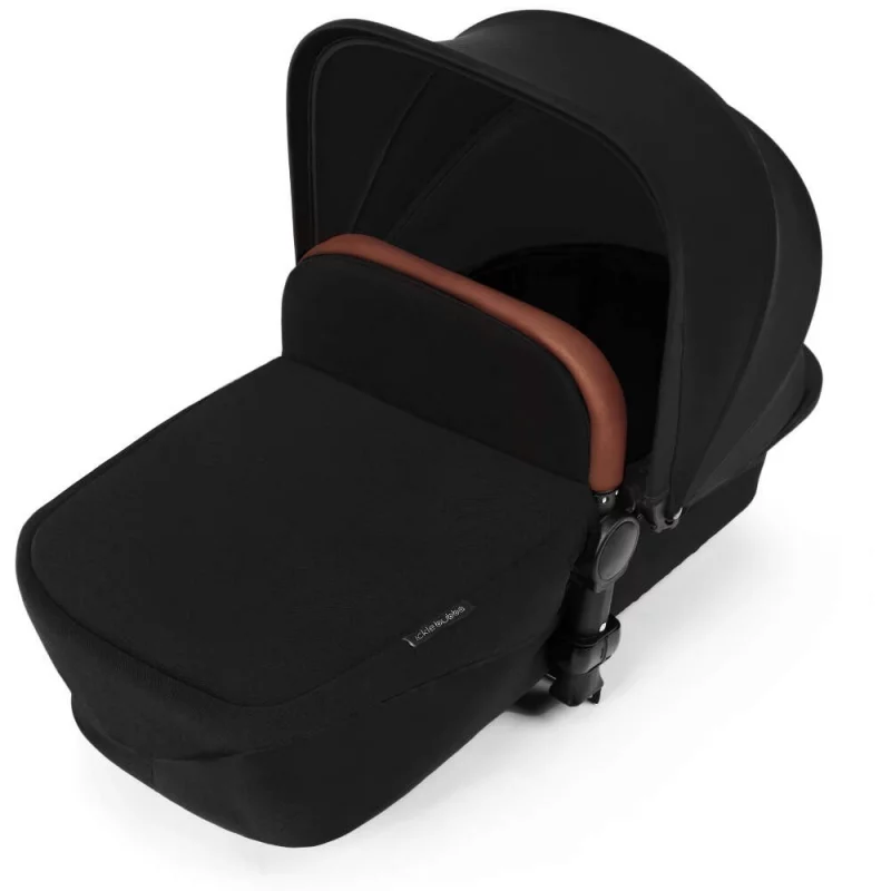 Ickle Bubba Stomp V3 i-Size Travel System With ISOFIX Base - Black On Silver Frame - Image 8