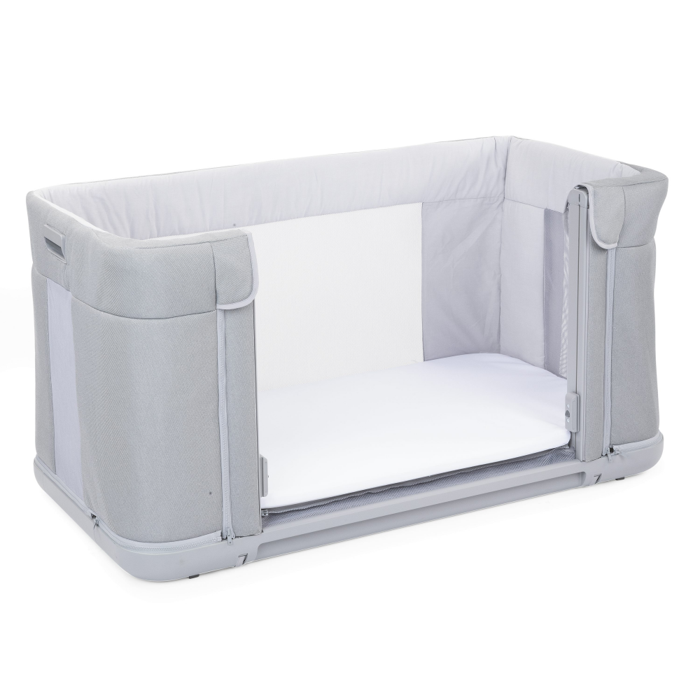 Chicco Next2Me Forever SideSleeping Bedside Cot CoSleeping Crib