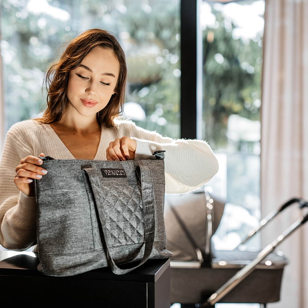 Venicci Tinum 2.0 2in1 Travel System- Rock Graphite- 8 Piece Bundle - Image 13