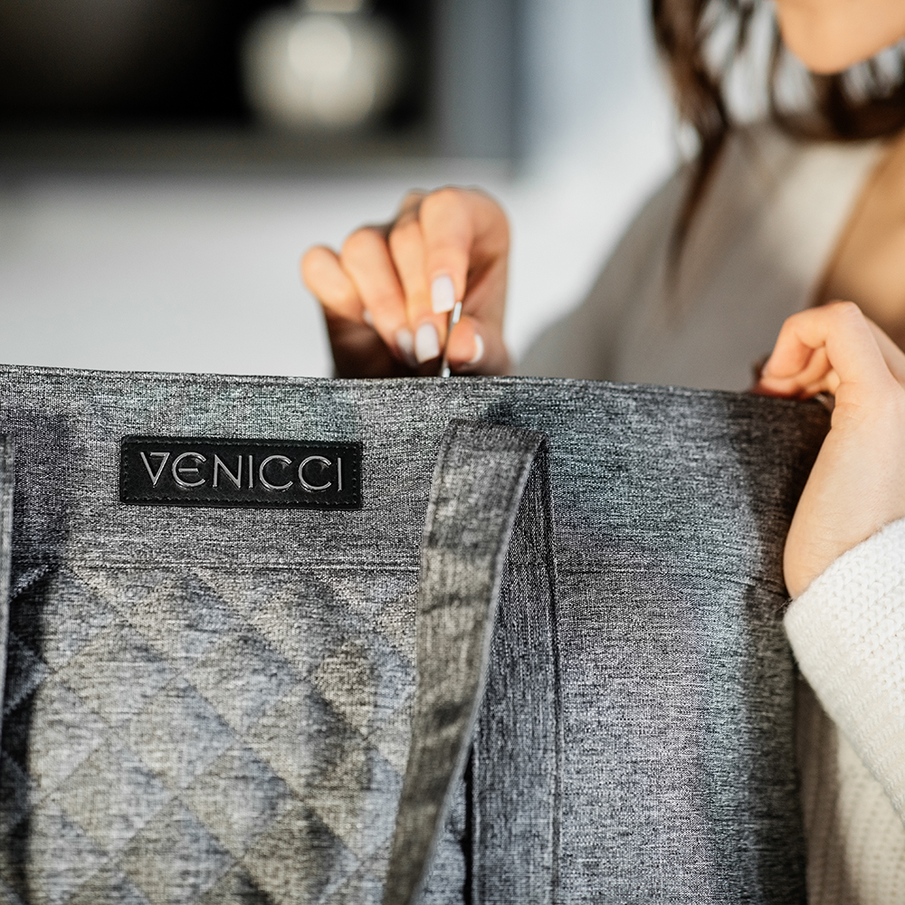 Venicci Tinum 2.0 2in1 Travel System- Rock Graphite- 8 Piece Bundle - Image 14