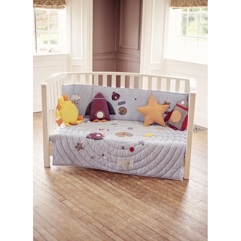 Cot coverlet best sale
