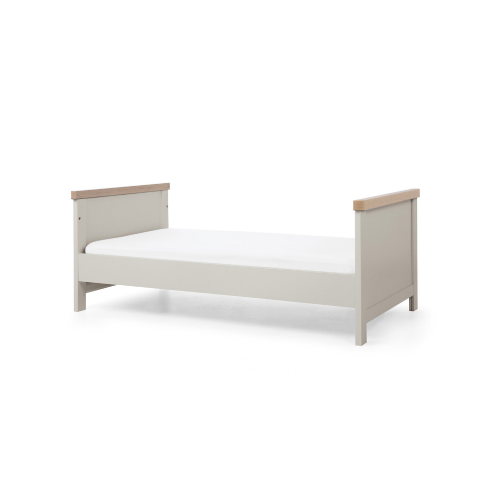 Mamas & Papas Keswick Set (Cot Bed & Dresser) Grey Oak