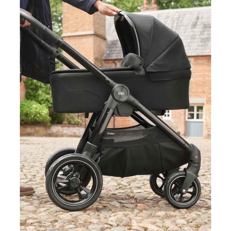 Mamas & Papas Ocarro 4 Piece Starter Travel System Bundle Carbon