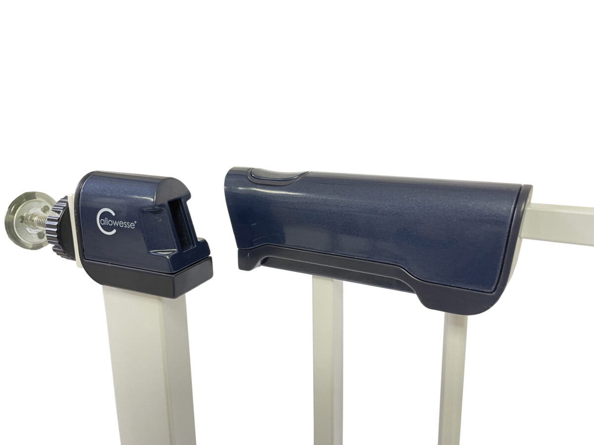 Callowesse Kuvasz Tall & Narrow Safety Gate | 66-73cm x H96cm | Pressure Fit for Doors & Stairs | White - Image 7