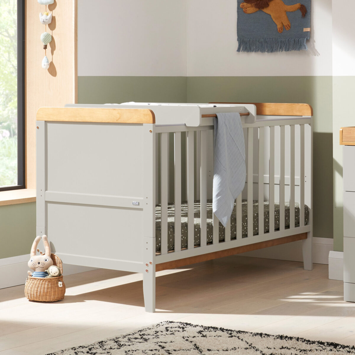 Tutti Bambini Rio Cot Bed with Cot Top Changer & Mattress - Image 2