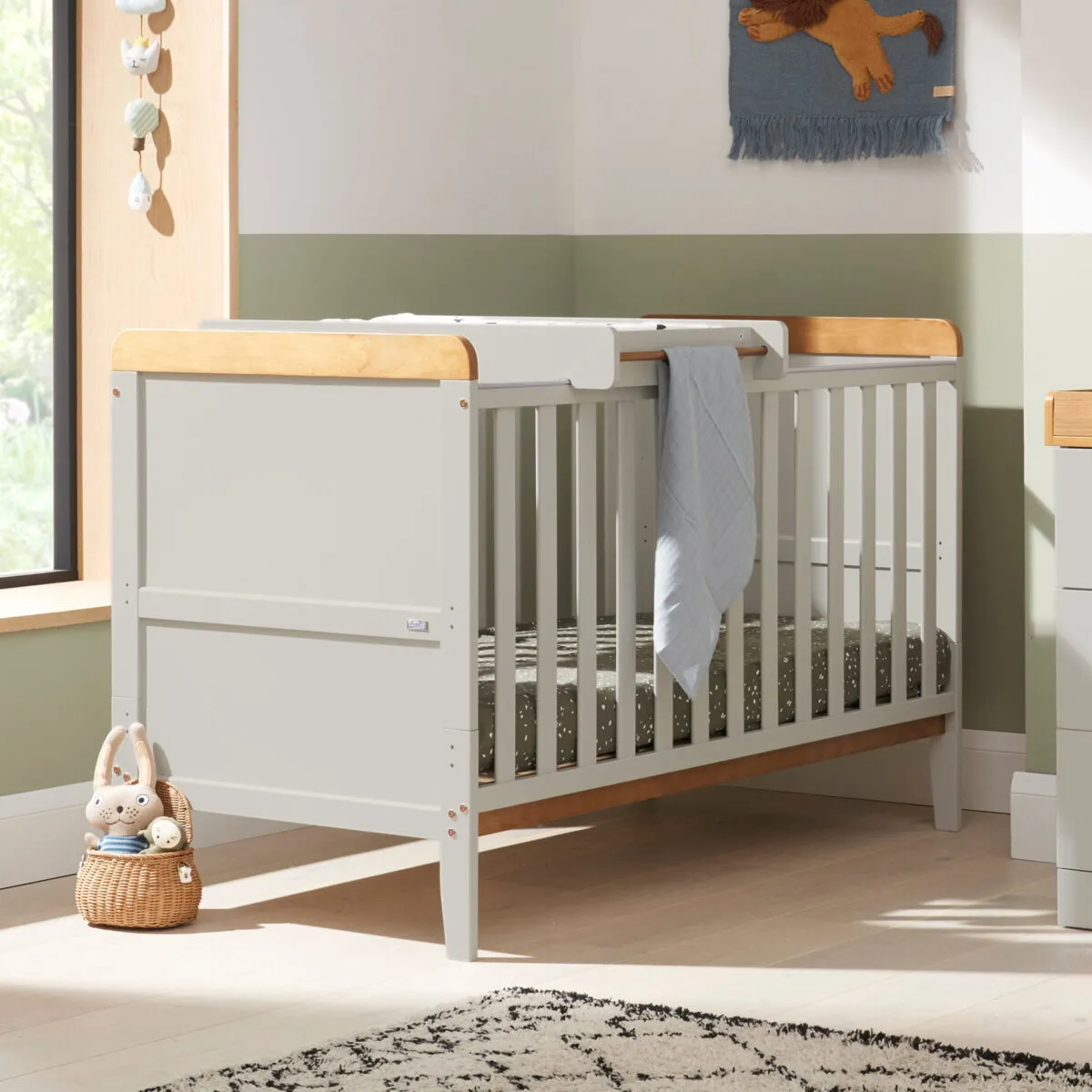 Tutti Bambini Rio Cot Bed with Cot Top Changer & Mattress - Image 2