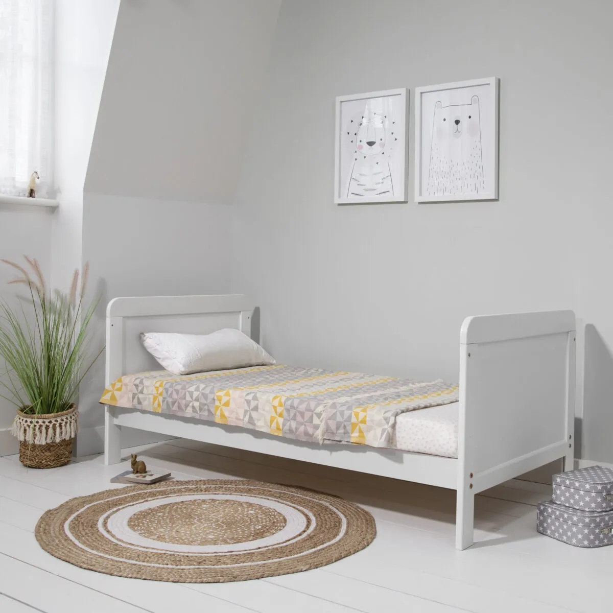Tutti Bambini Rio Cot Bed with Cot Top Changer & Mattress - Image 7