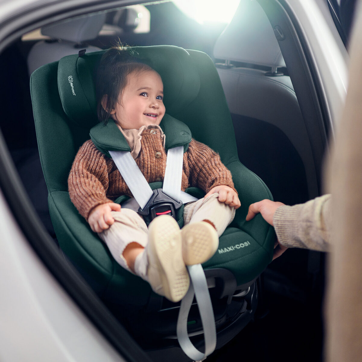 Maxi Cosi FamilyFix 360 Pro Isofix Base with SlideTech™ - Image 8