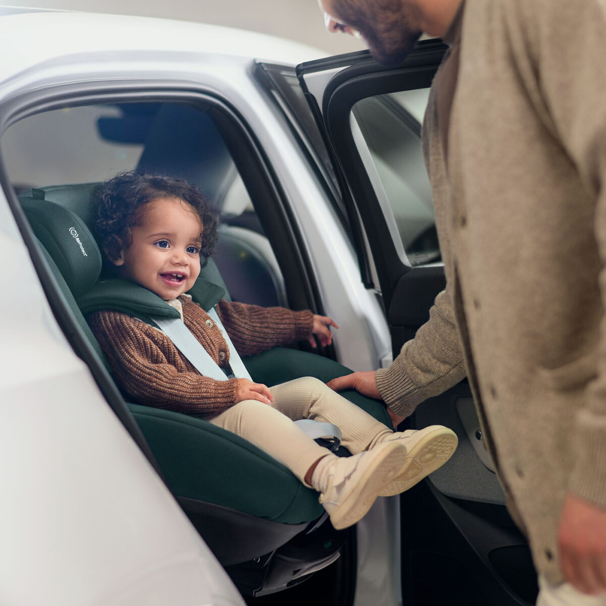 Maxi Cosi FamilyFix 360 Pro Isofix Base with SlideTech™ - Image 7