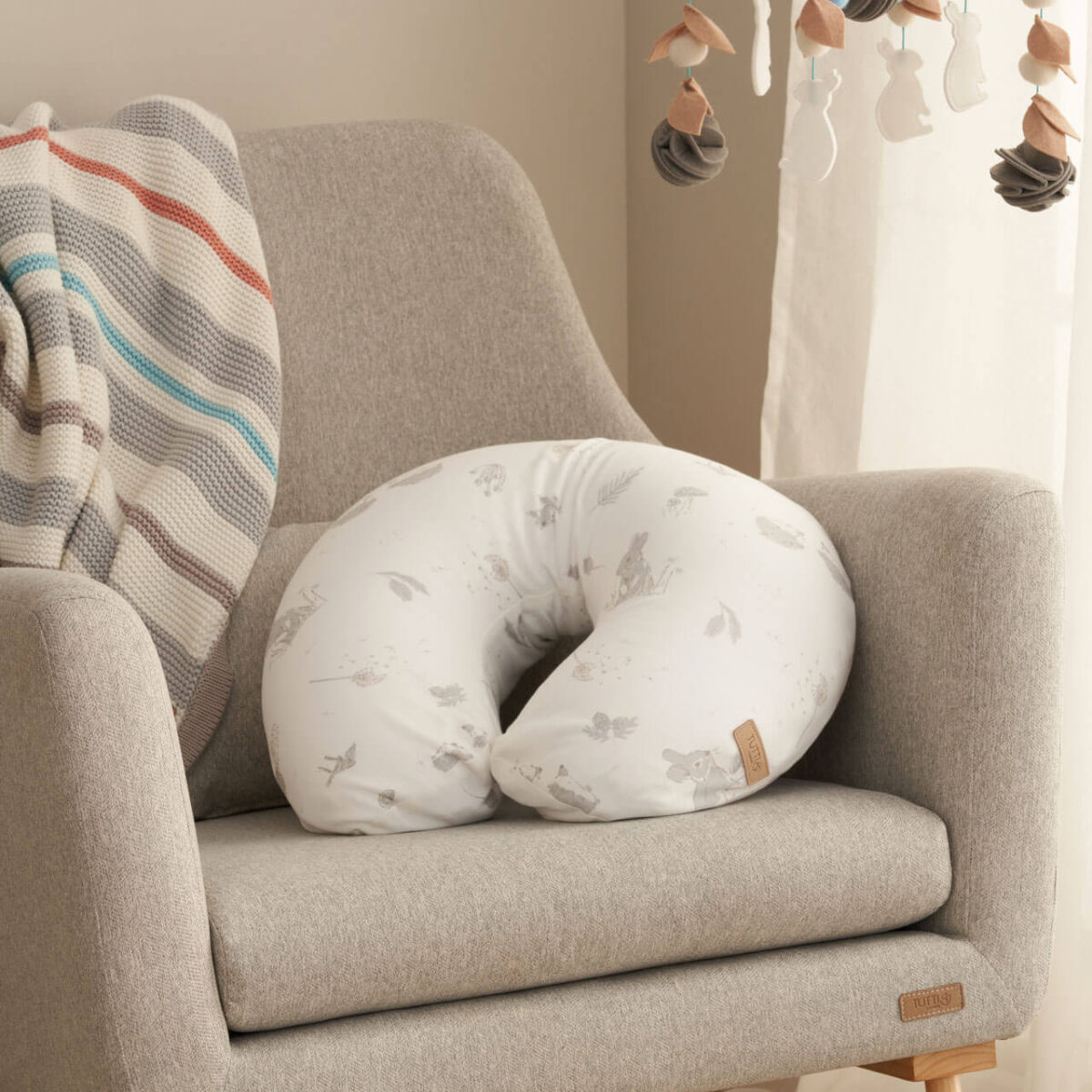 Tutti Bambini Feeding Pillow - Image 4