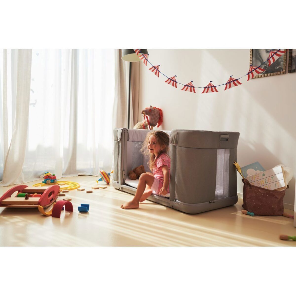 Chicco Next2Me Forever Side-Sleeping Bedside Cot - Moon Grey - Image 8