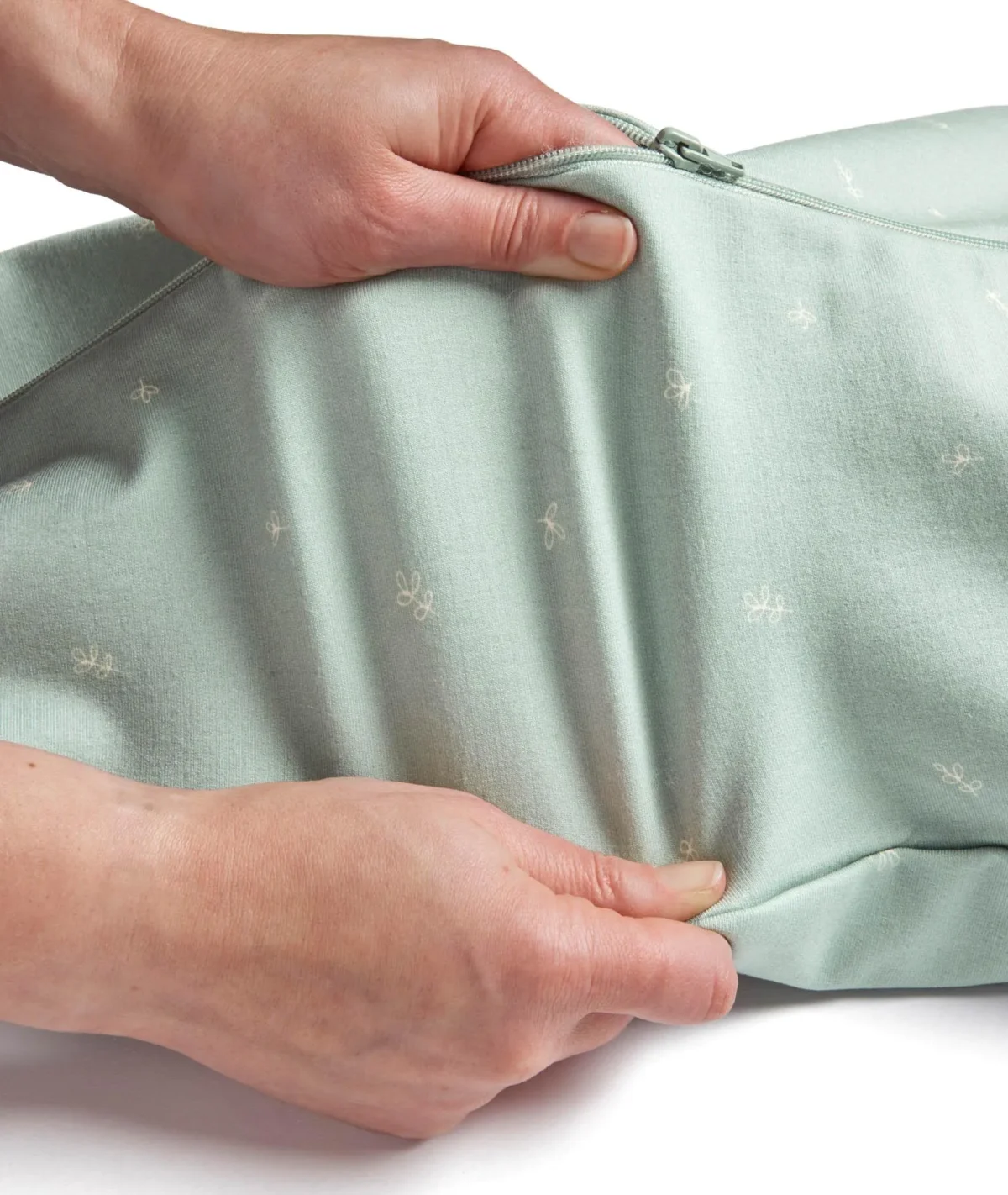 ergoPouch Organic All Year Cocoon Swaddle Sleep Bag 1.0 TOG - Sage - Image 7