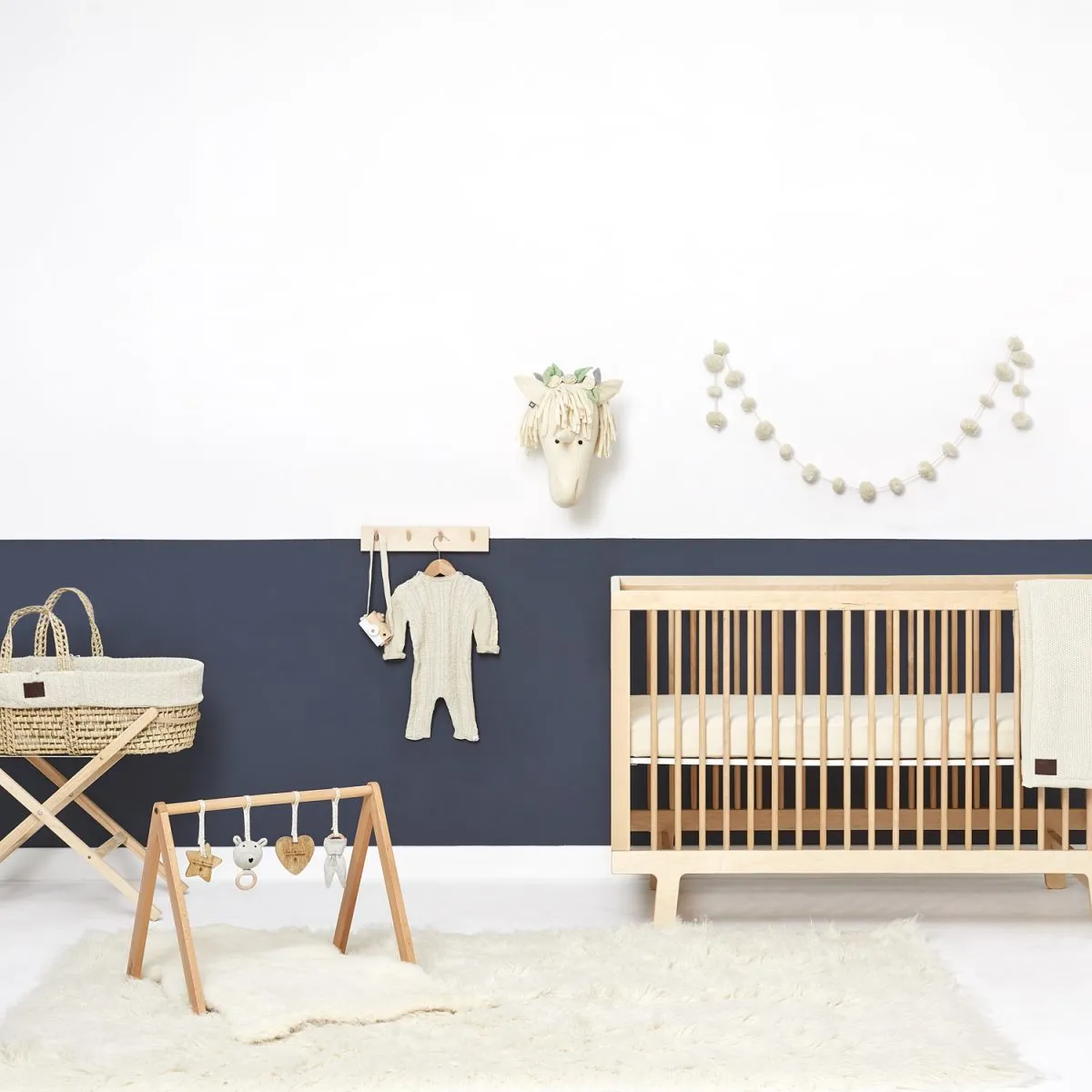 The Little Green Sheep Organic Crib Fitted Sheet - Image 5