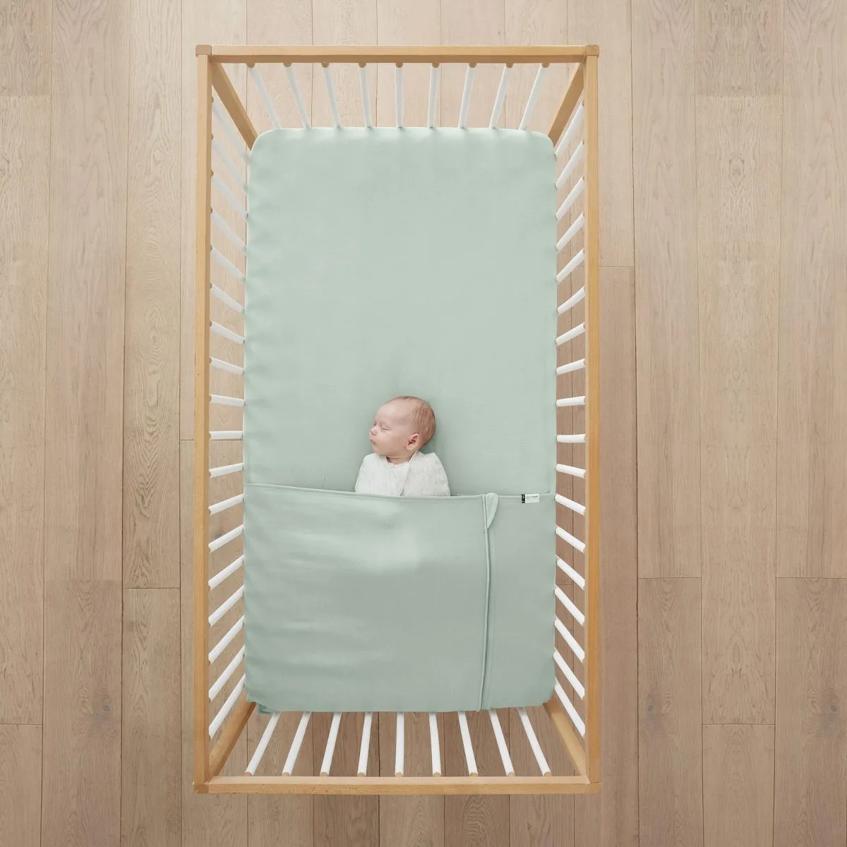 ergoPouch Organic Crib Tuck Sheet - Sage - Image 8