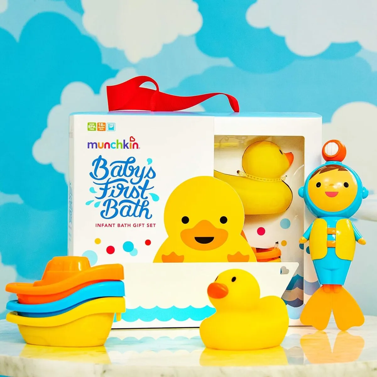 Munchkin Baby's First 3 Piece Bath Toy Gift Set - Image 3