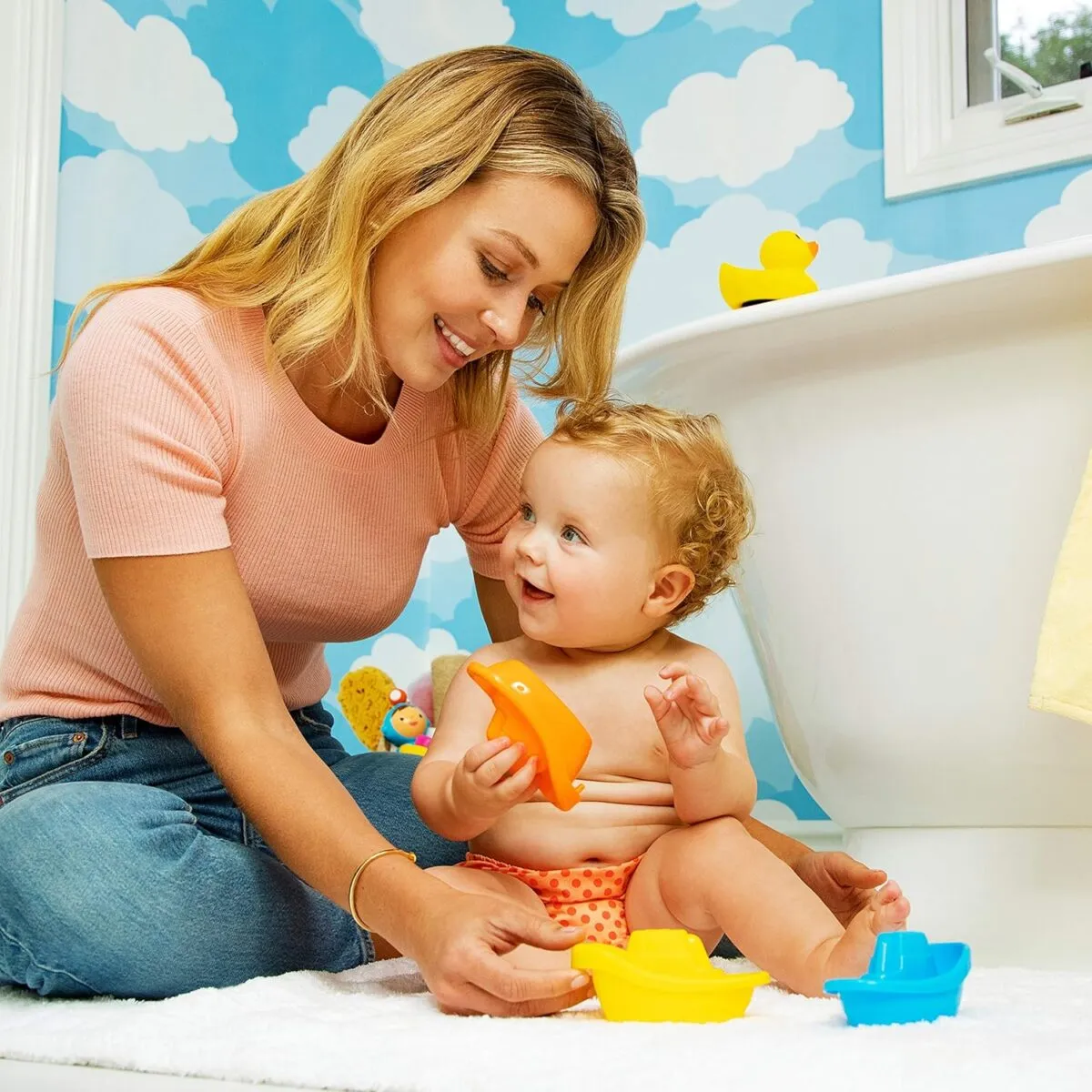 Munchkin Baby's First 3 Piece Bath Toy Gift Set - Image 5
