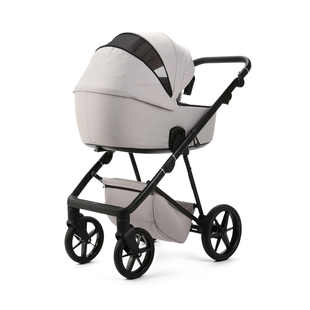 Invictus pram hot sale review