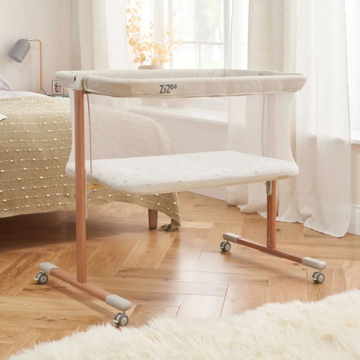 Tutti Bambini ZiZee Breathable Rocking Crib – Scandinavian Walnut & Ecru - Image 3