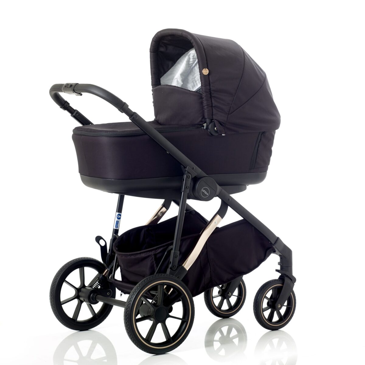 Mee-Go Uno+ Travel System with Cosmo Car Seat & Isofix Base - Image 4