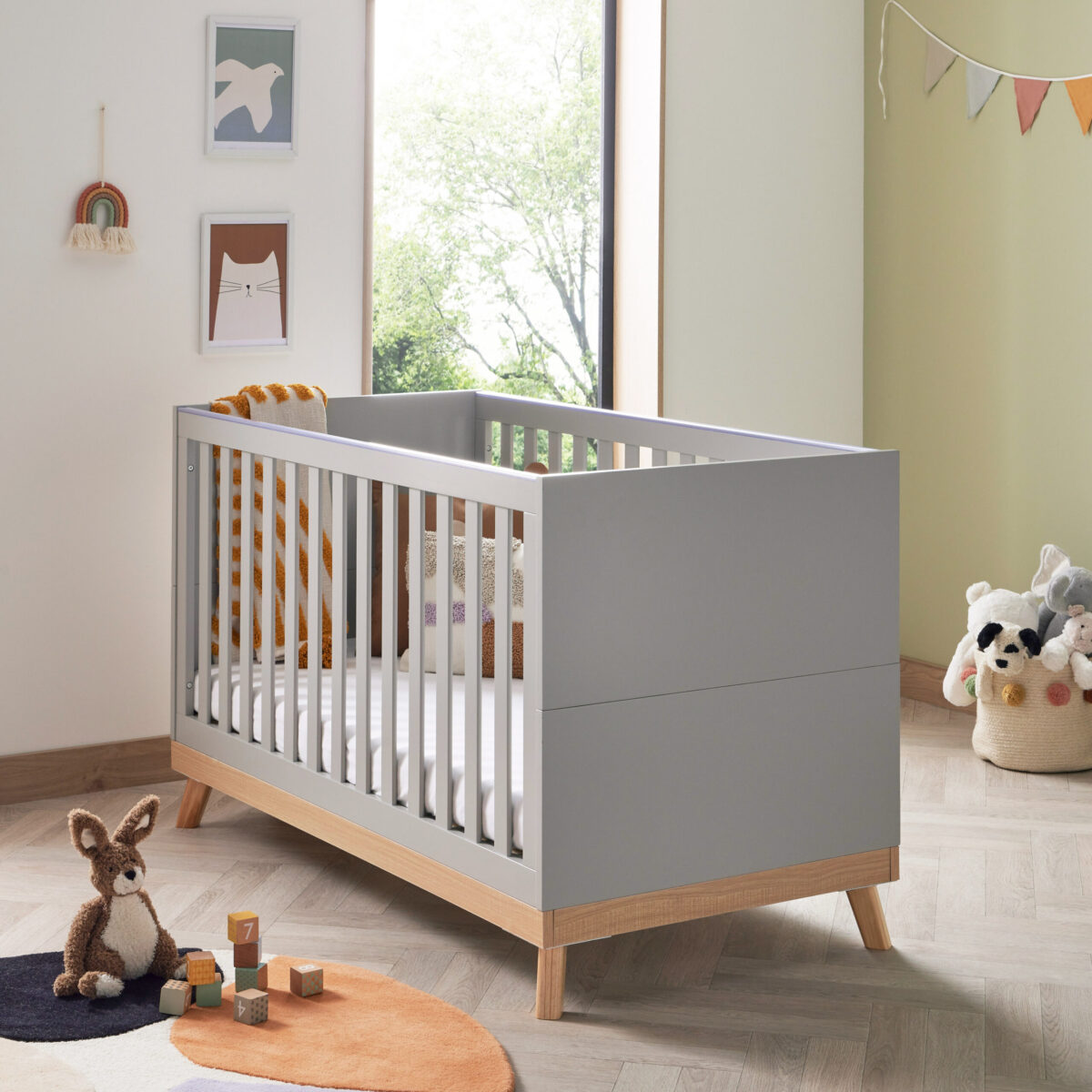 Babymore Mona Cot Bed - Image 8