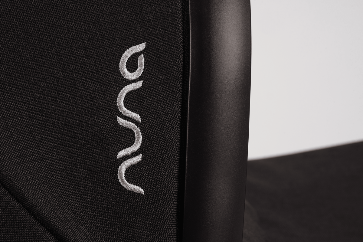 Nuna Demi NEXT Carry Cot | Caviar - Image 7