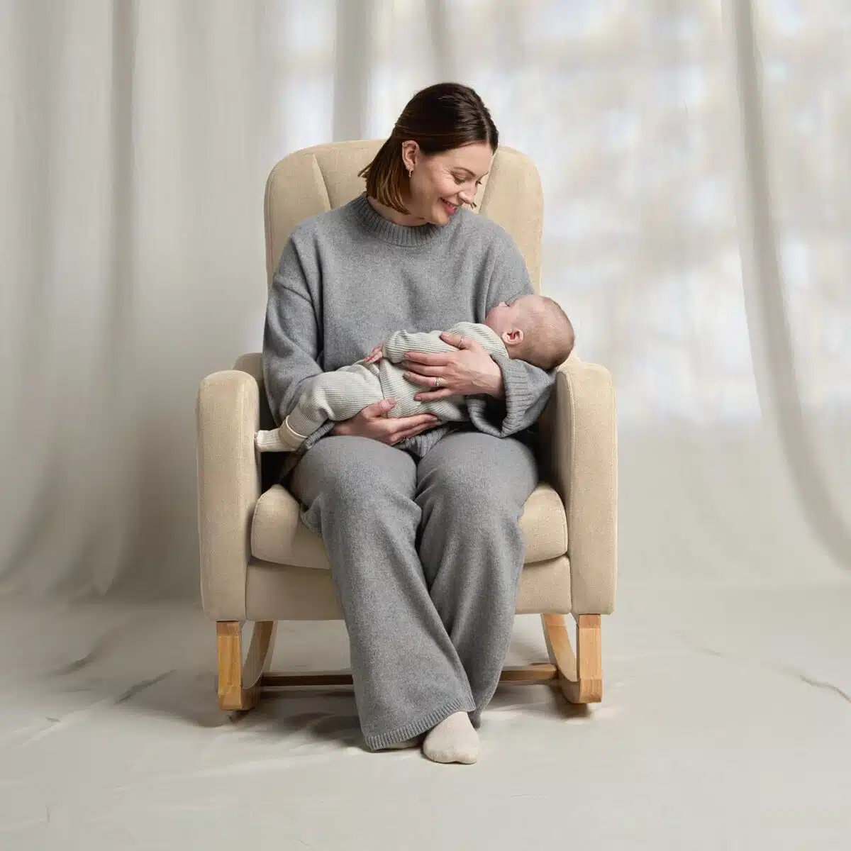 Silver-Cross-Carmel-Nursing-Chair-LS2