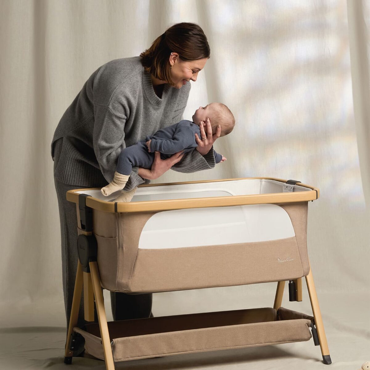 Silver Cross Lunar Bedside Crib - Oatmeal - Image 3