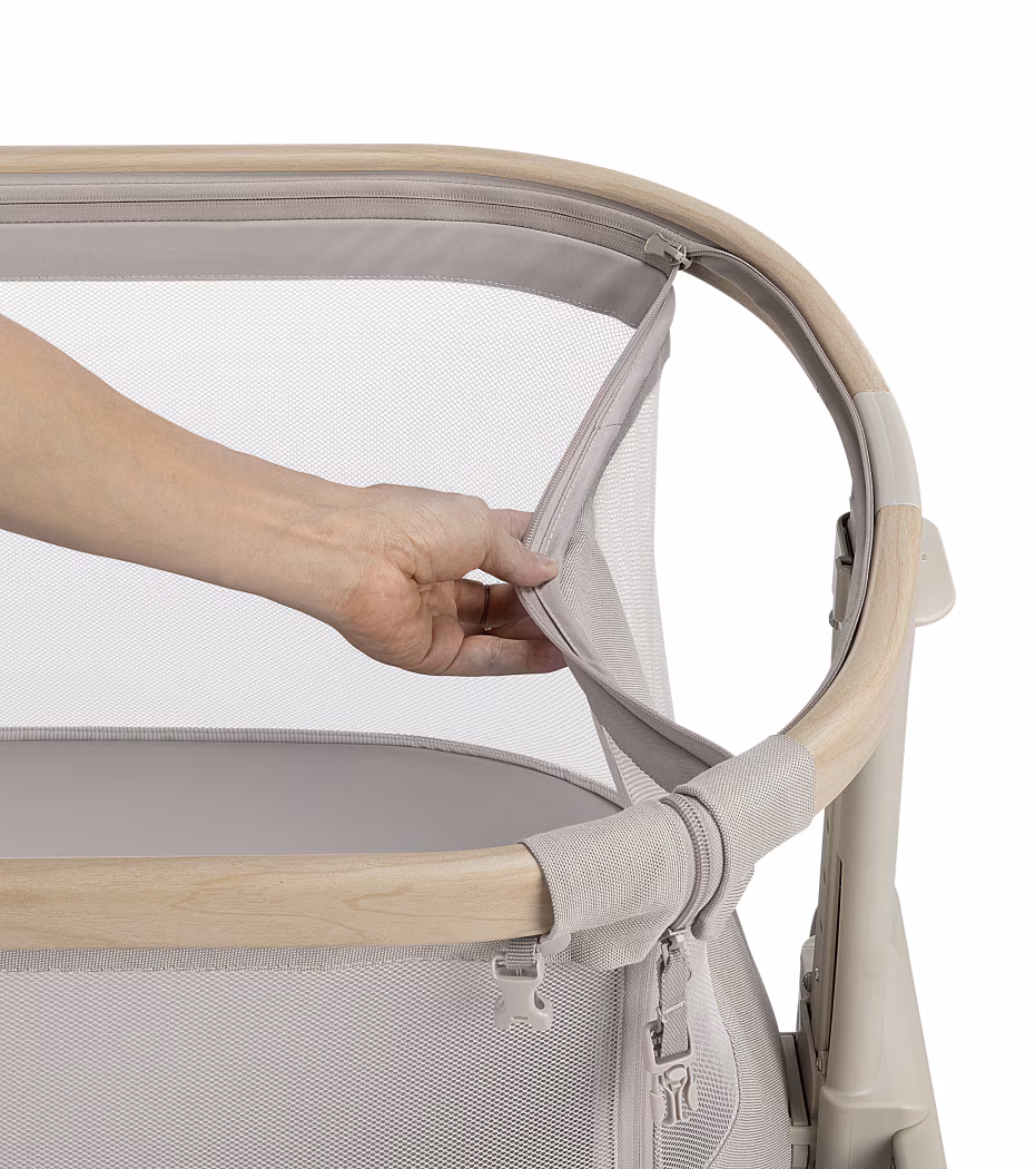 Maxi-Cosi Iora Air Co-Sleeping Crib - Classic Beige - Image 4