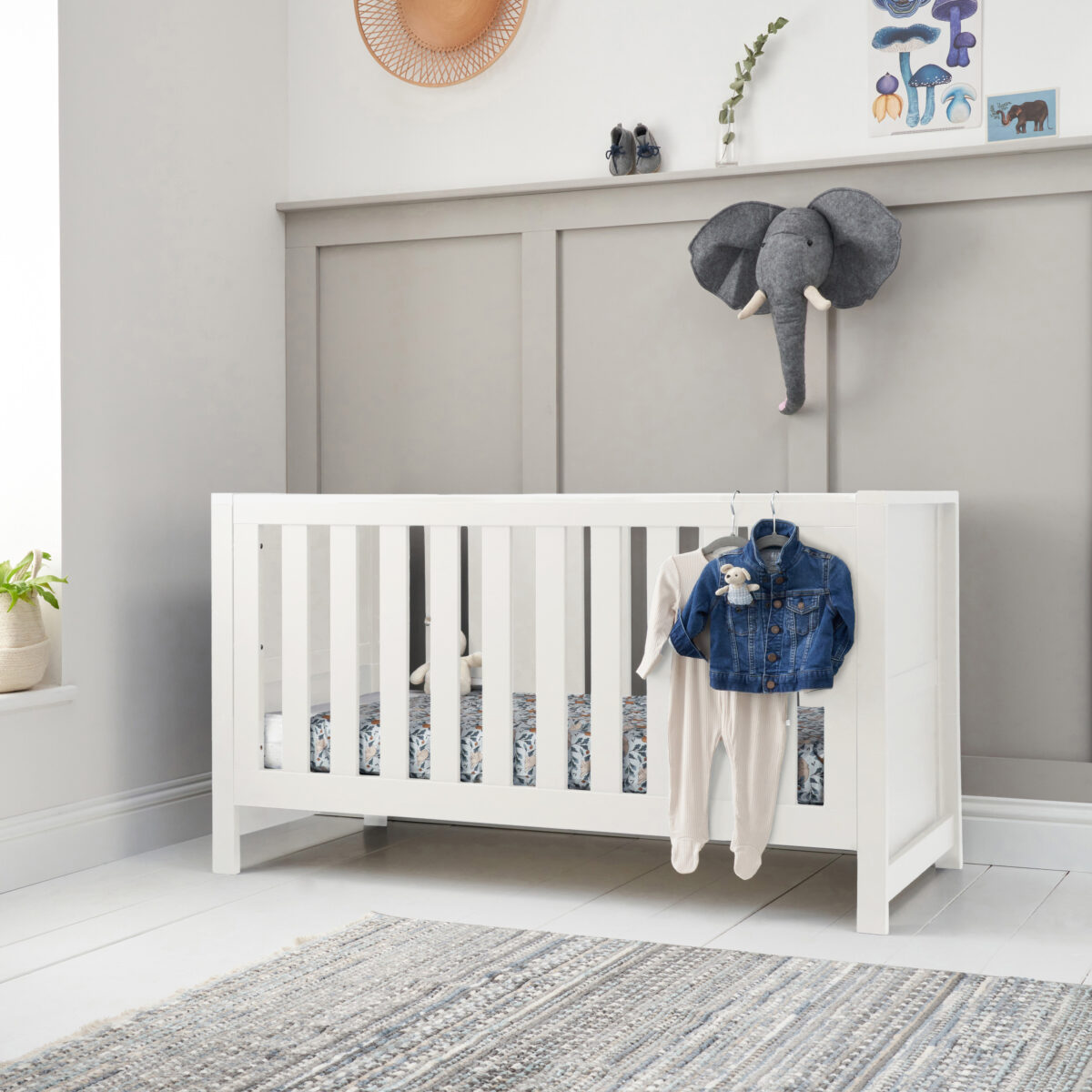 Tutti Bambini Tivoli Cot Bed - White - Image 5