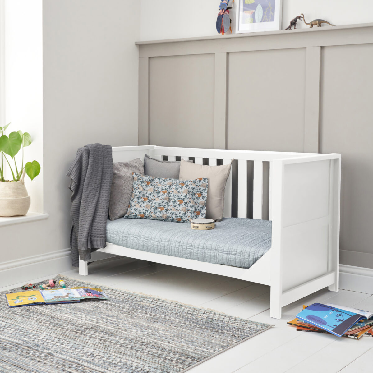 Tutti Bambini Tivoli Cot Bed - White - Image 6