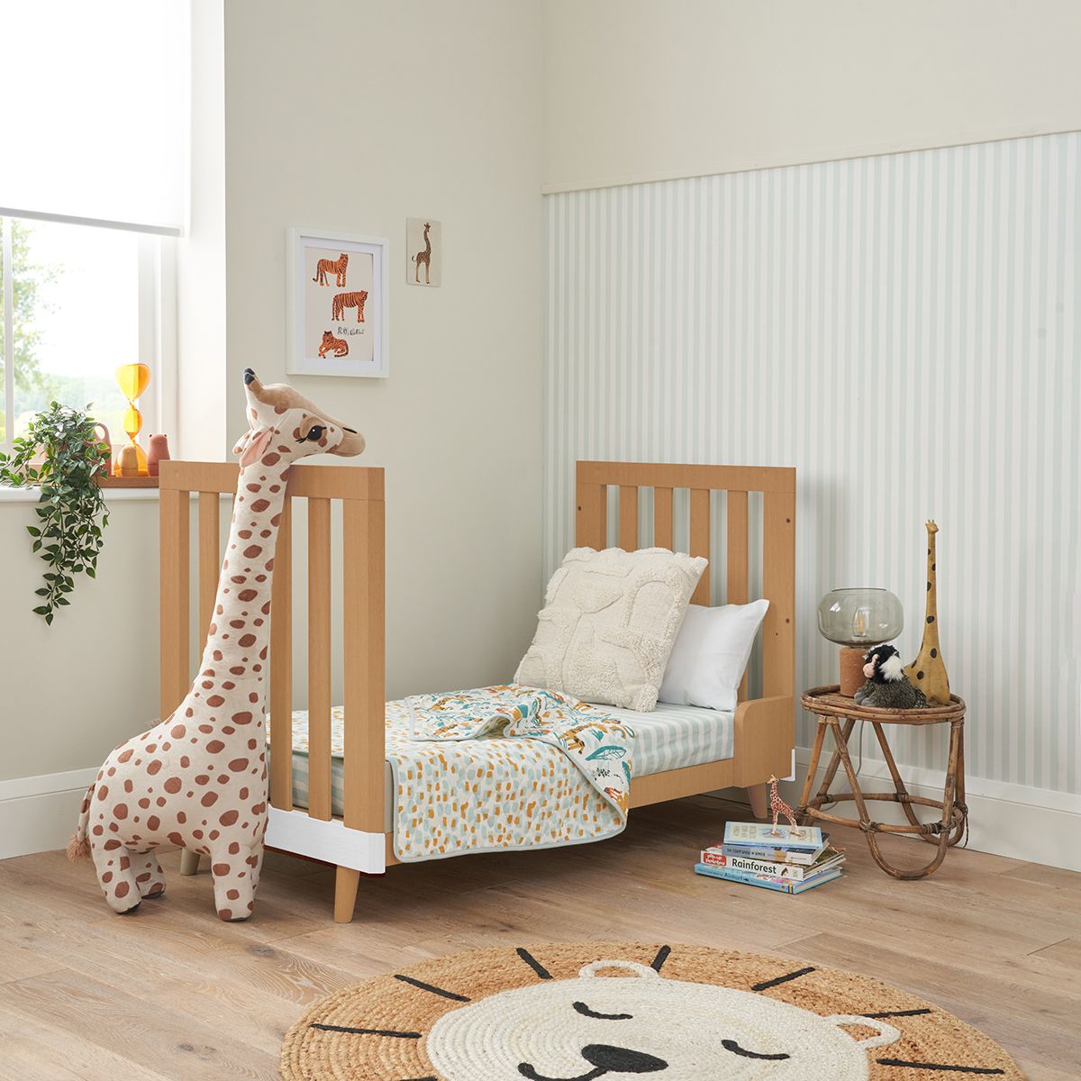 Tutti Bambini Hygge Mini 2 Piece Nursery Furniture Set - White/Light Oak - Image 10