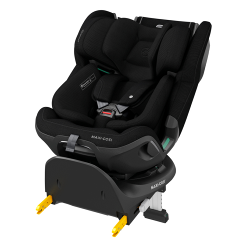 Maxi Cosi Emerald 360 Pro Car Seat in Black with integrated ISOFIX Base