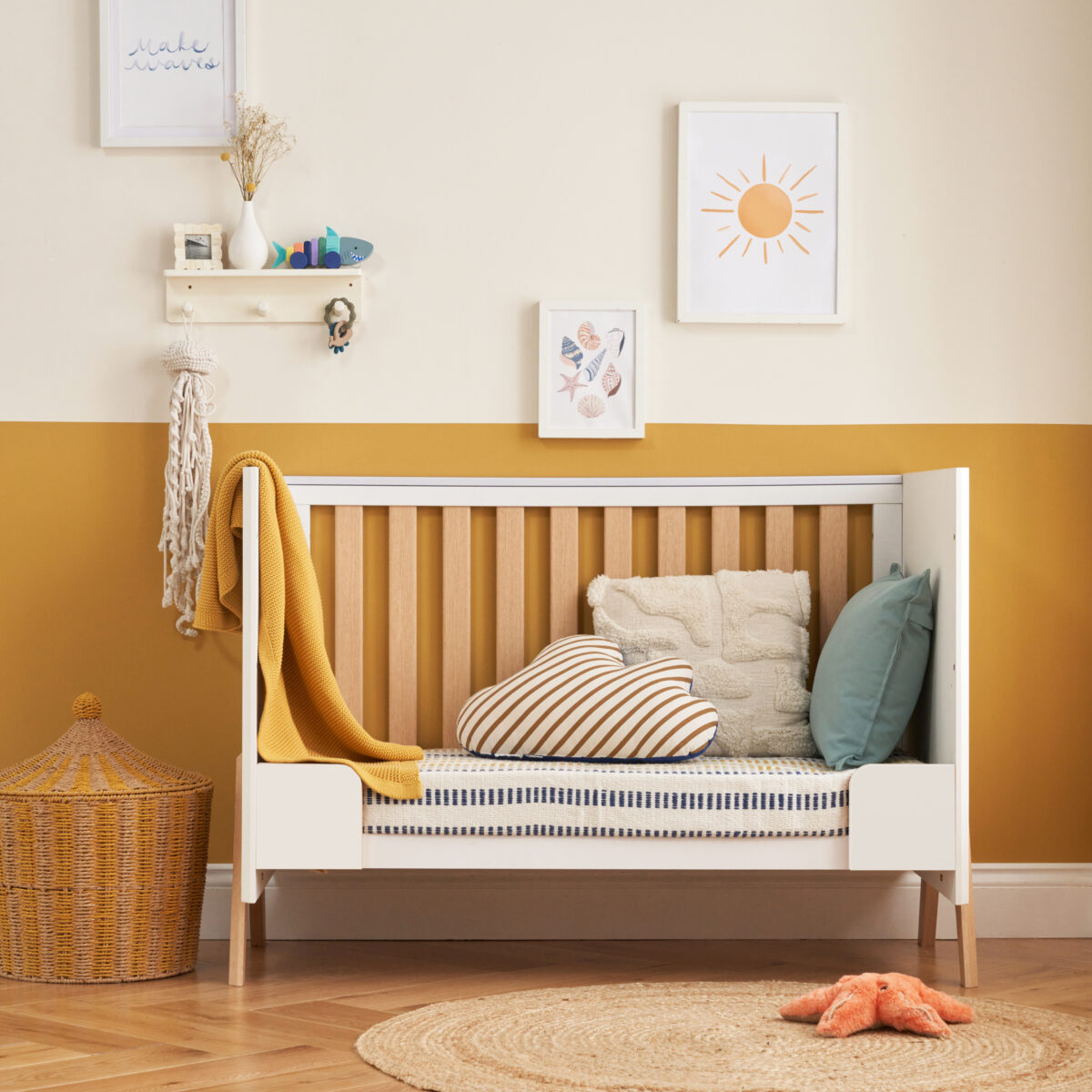 Fuori Mini 3 Pc Room Set - White & Light Oak 14