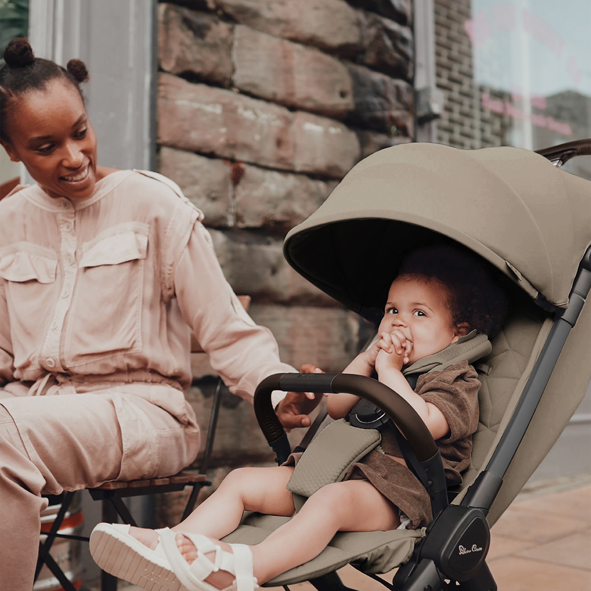 Silver Cross Clic 2 Stroller with Silver Cross Universal Footmuff | Cobble - Image 2