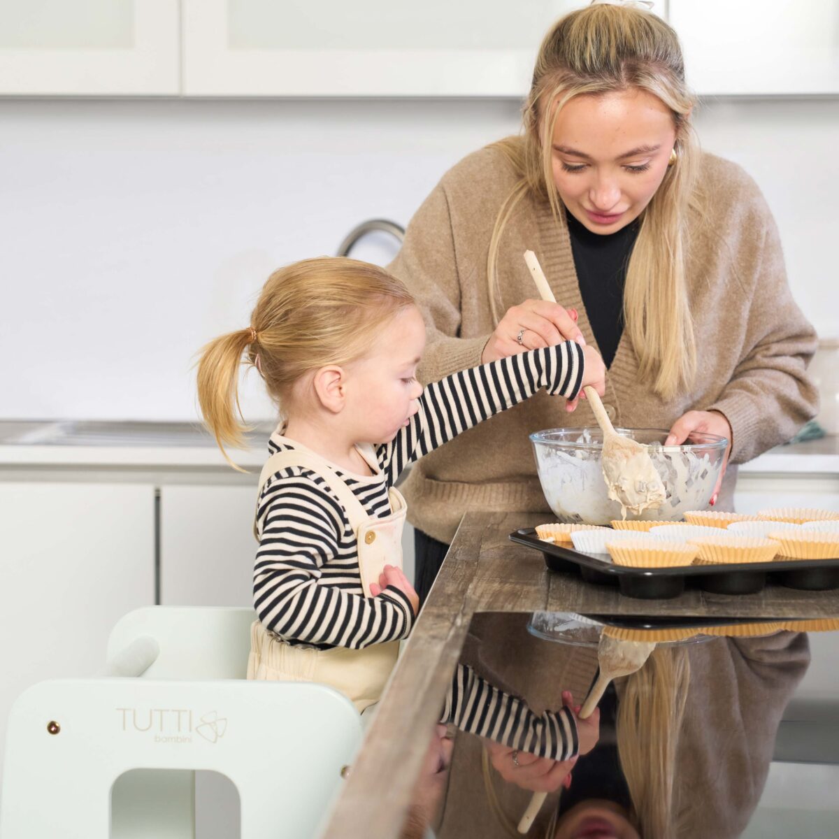 Helping-Hands-Montessori-Learning-Tower-11