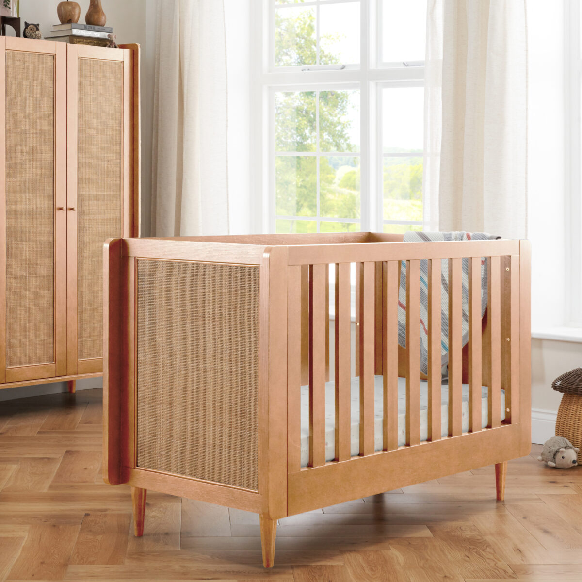 Japandi Mini 3 piece Light Oak 5
