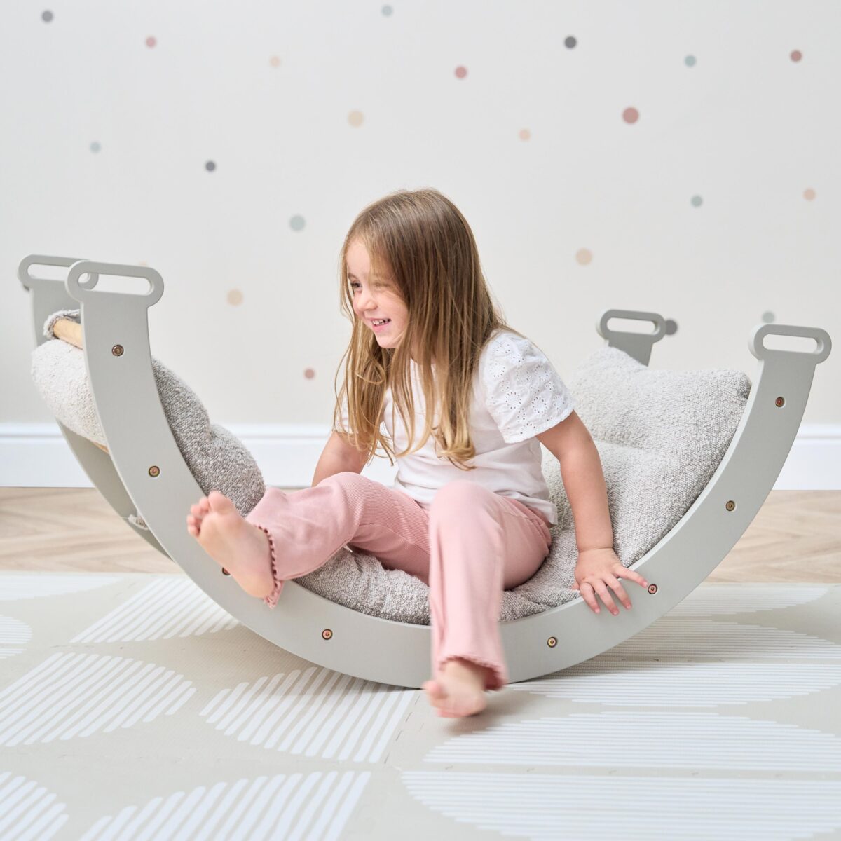 Scala-Montessori-Pikler-Climbing-Frame-Mushroom-13