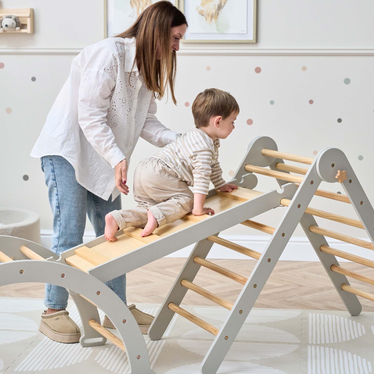 Scala-Montessori-Pikler-Climbing-Frame-Mushroom-9