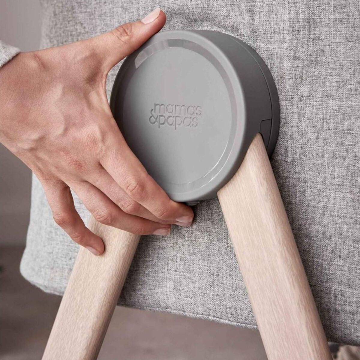 mamas and papas lua bedside crib grey 8