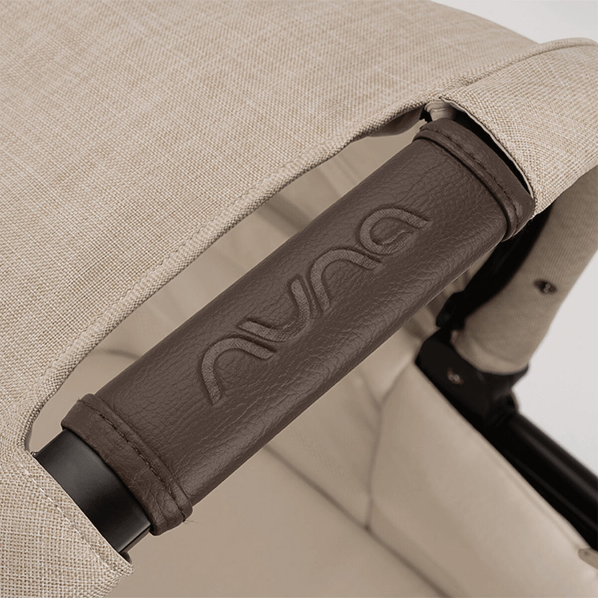 Nuna MIXX NEXT with ARRA FLEX & Base Curv - Biscotti 21