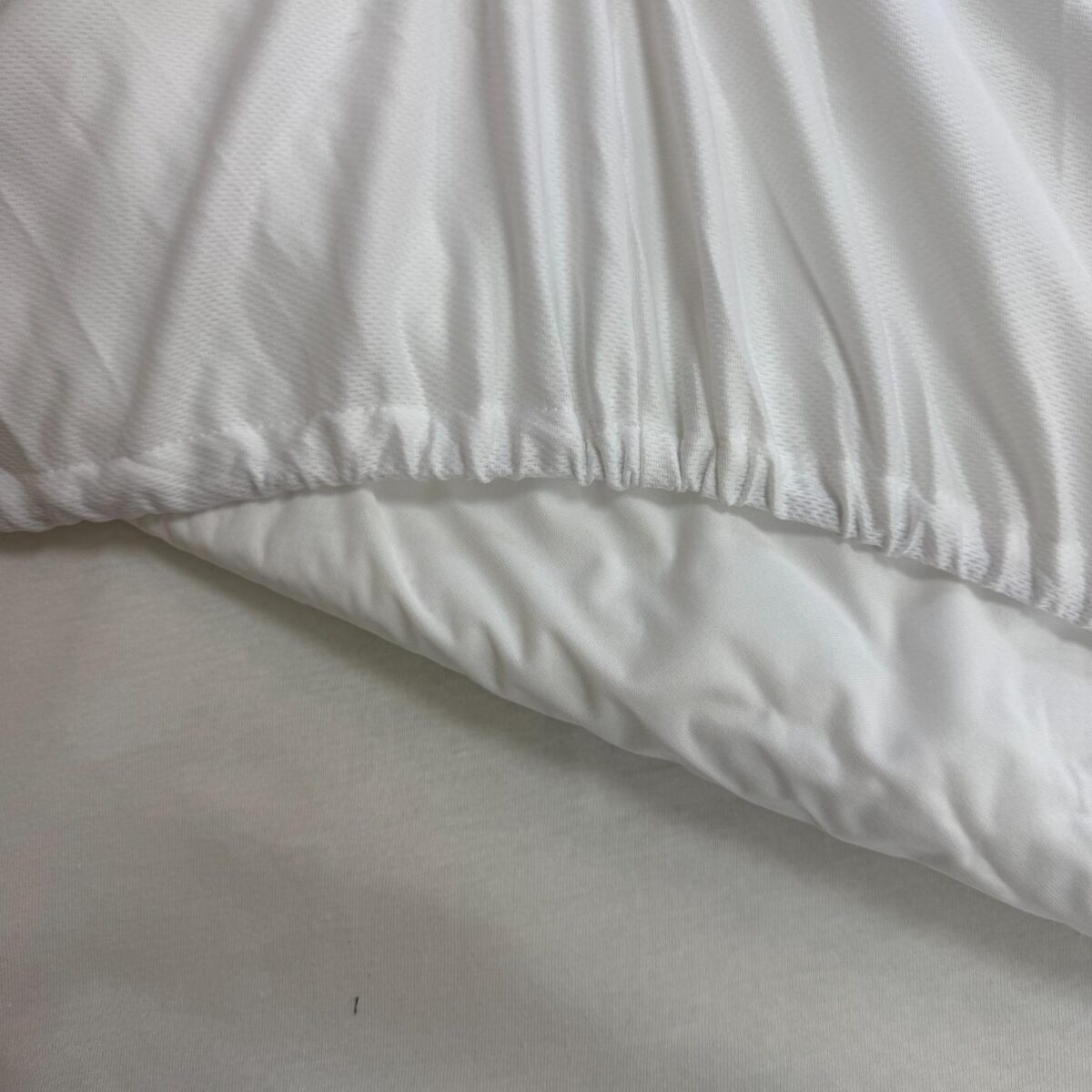 BreathableBaby 3‑in‑1 Fitted Mattress Protector – White (140 × 70 cm) 5