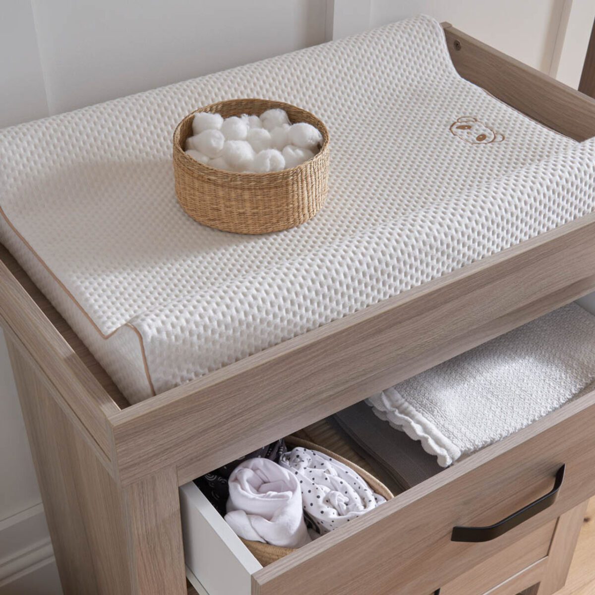 CuddleCo Isla 2 Piece Nursery Furniture Set – Ash | Cot Bed & Dresser 4