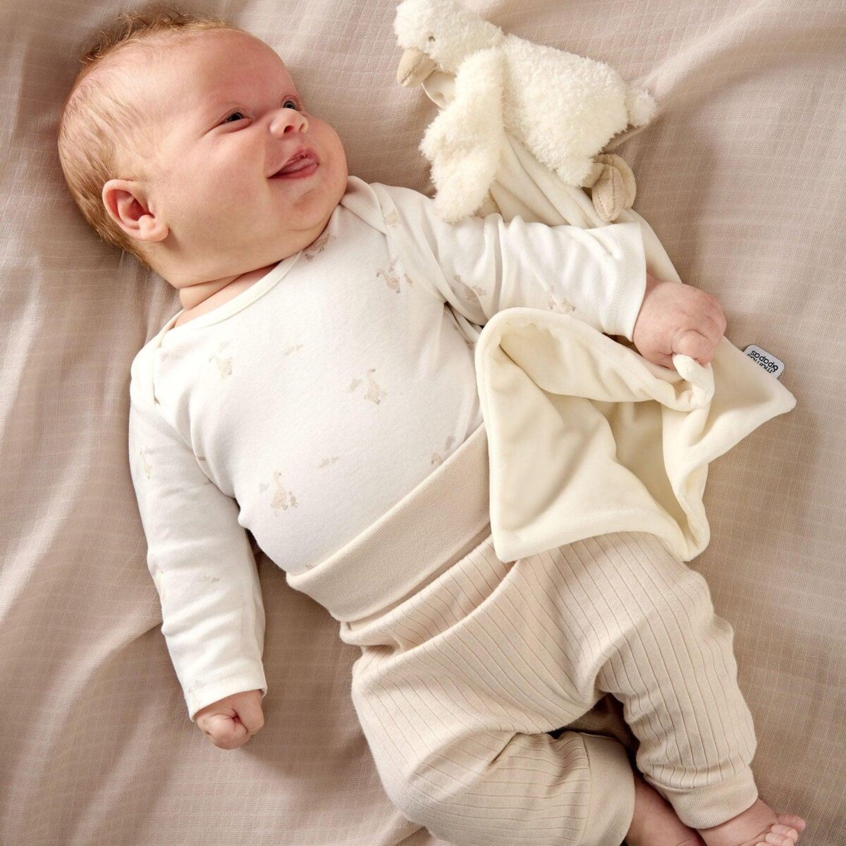 Mamas and Papas Duckling Comforter | Soft Newborn Comfort Blanket 2