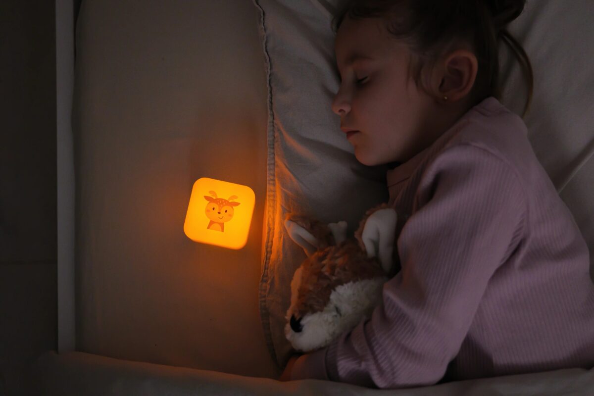 Cloud B Cube B Plug In Night Light - Finley Fawn - Image 9