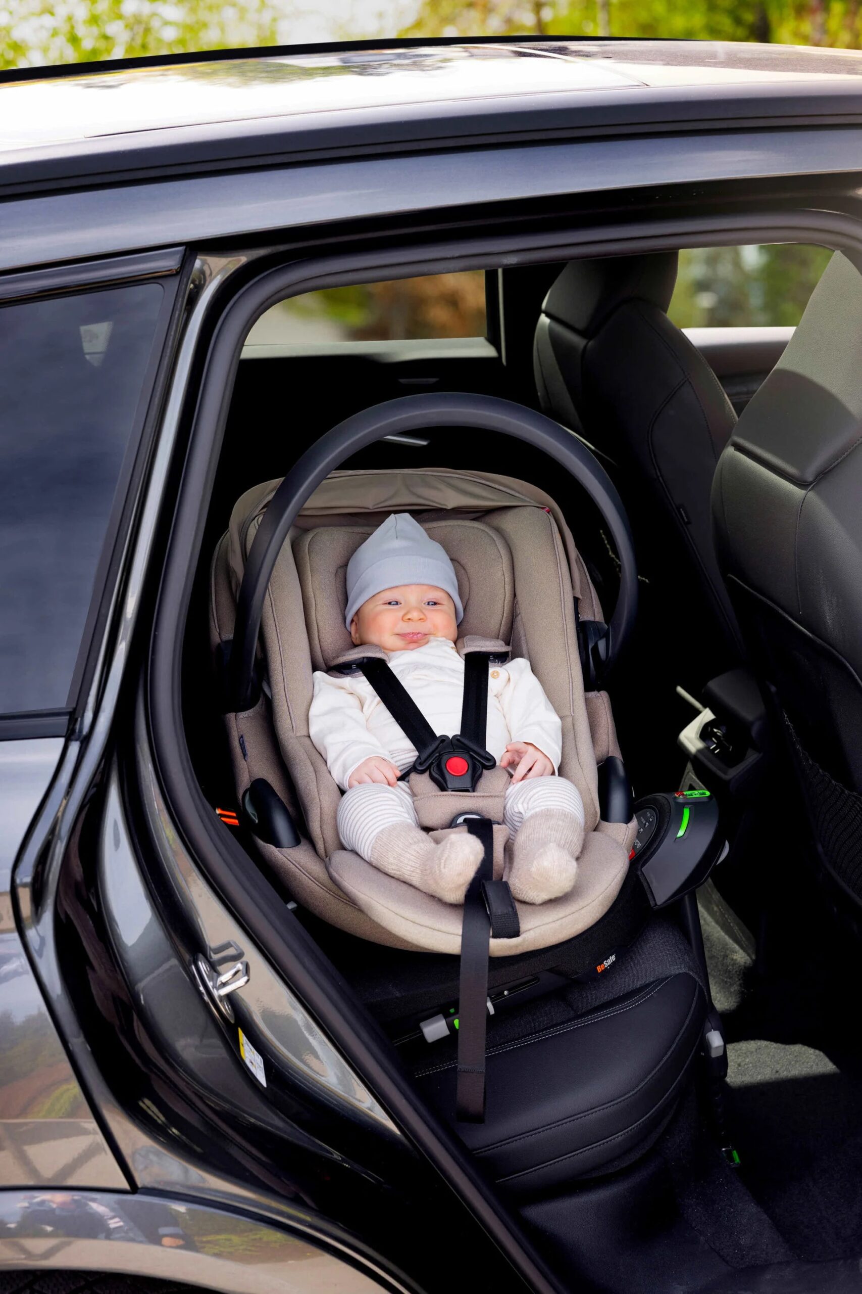 Besafe Go Beyond 2 Car Seat - Peak Mesh - Image 8