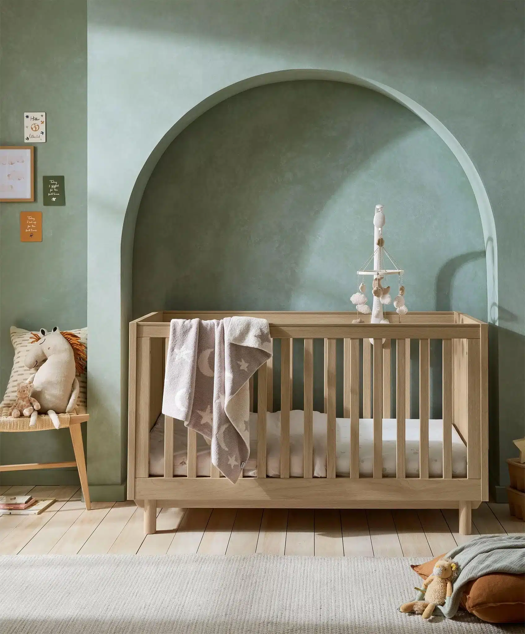 Mamas and Papas Oska 2 Piece Nursery Furniture Set with Cotbed and Changing Unit - Natural Oak - Image 11